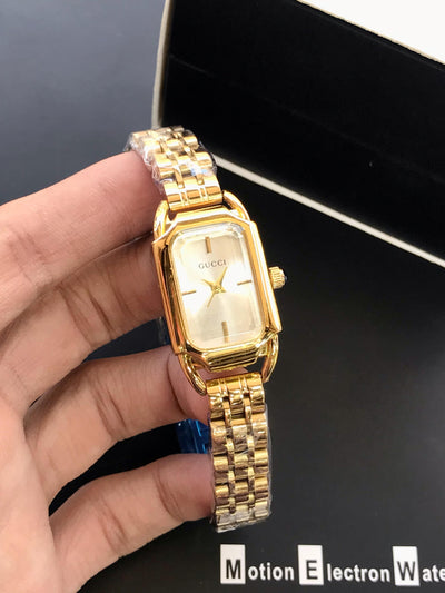 Gucci (women) square model
